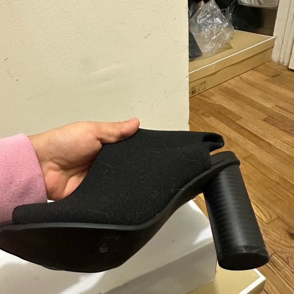 Boots - Picture 4 of 7